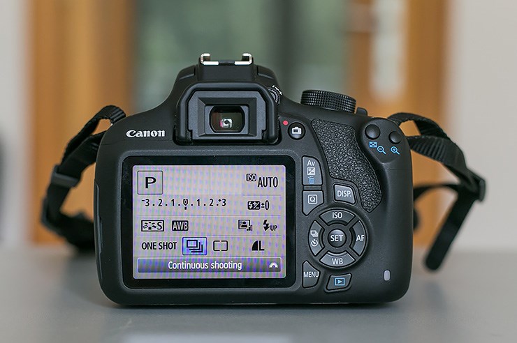 Canon EOS 1200D (7).jpg